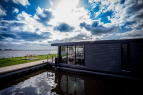 Vakantiewoonboot De Waterparel